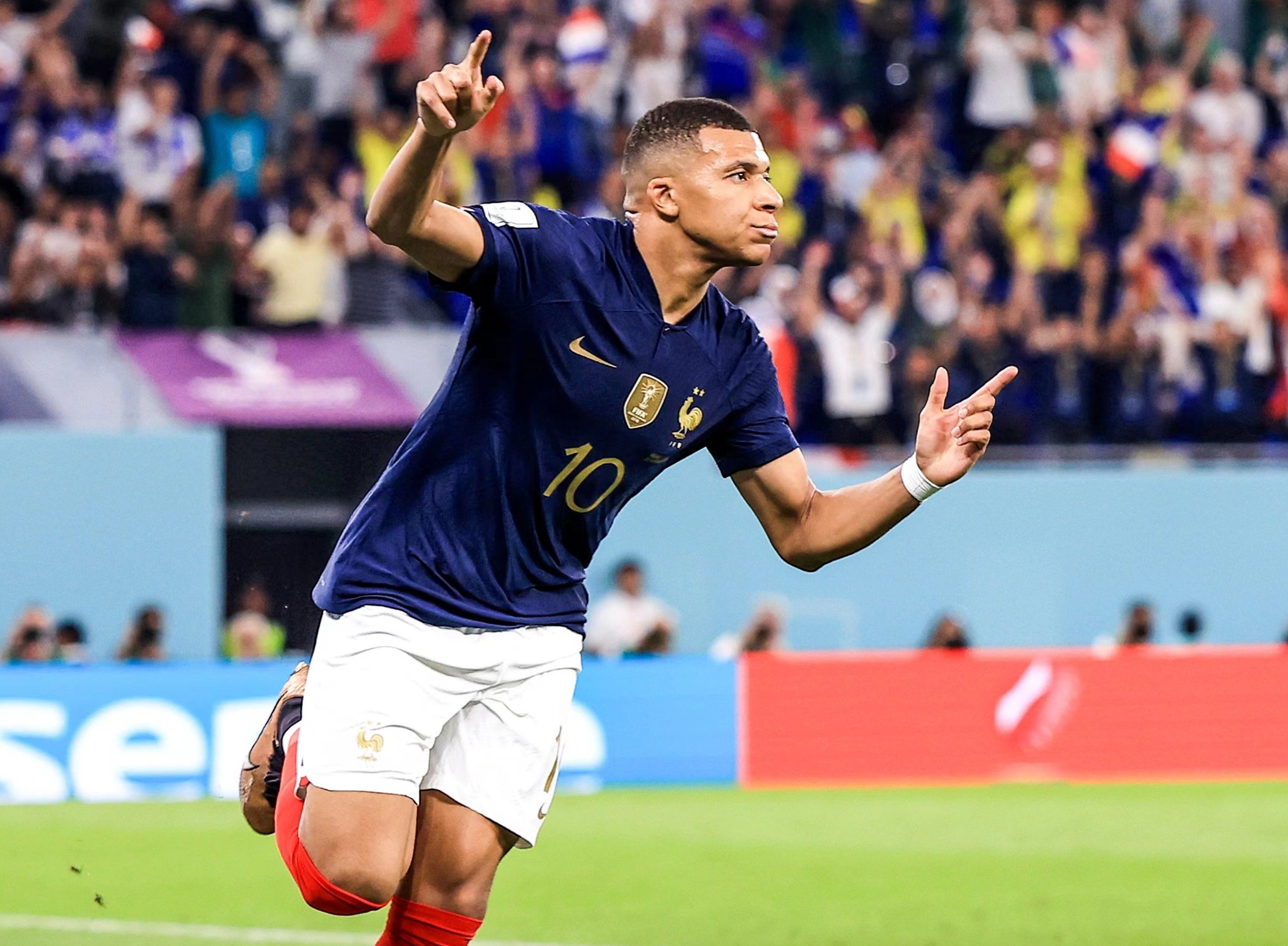 杜兰特命运多舛，堪称最倒霉超巨，转会多队始终充满遗憾