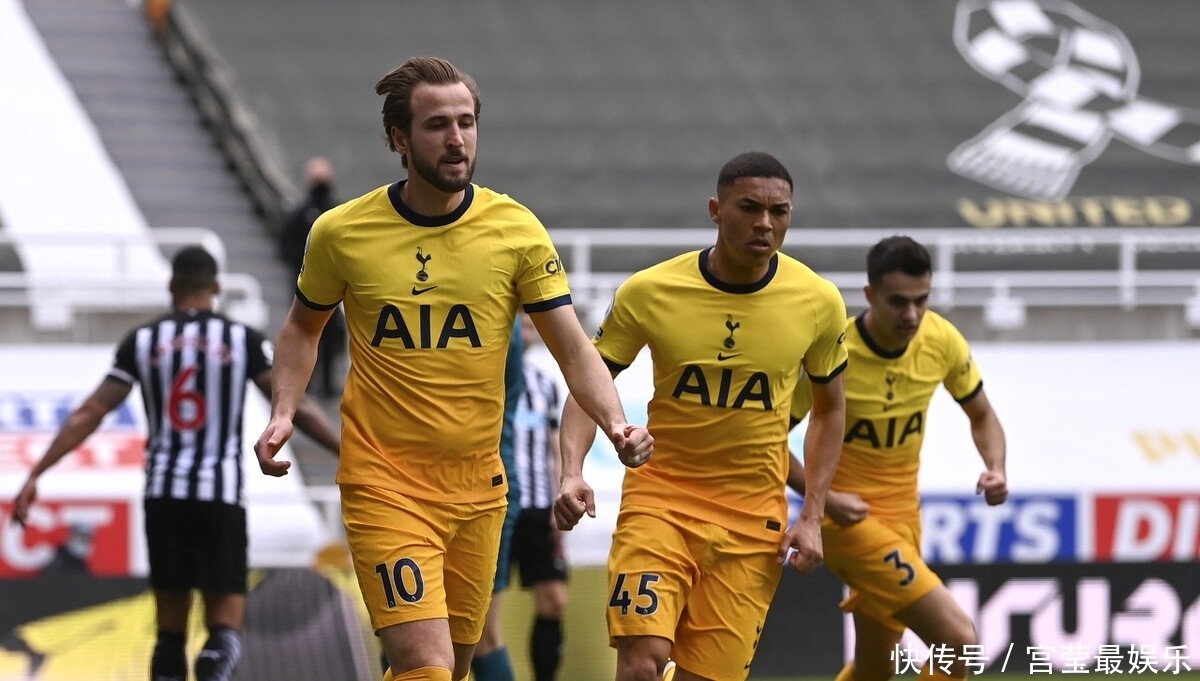 热闻｜英超争冠悬念再起！阿森纳0-0利物浦，布拉德利吊射中楣+伤退